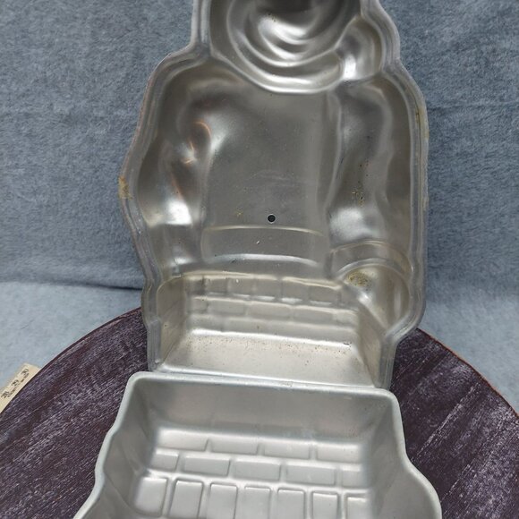 Vintage Silver Santa Claus Decorative Baking Mold Collectible Kitchen Statue - Picture 8 of 16